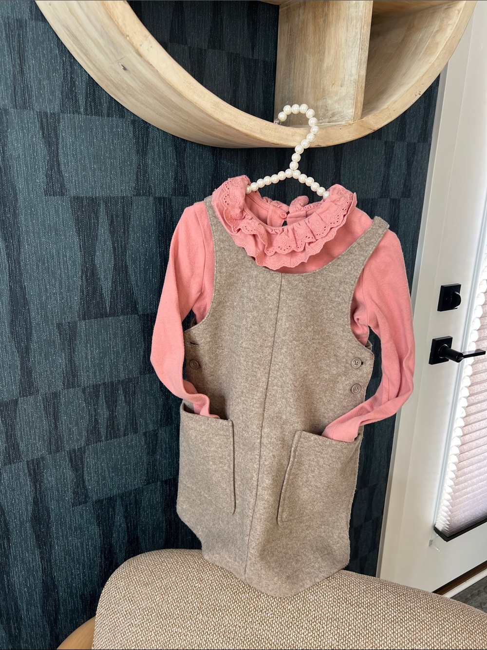 Zara jumper w Next Pink Ruffle Collar Top